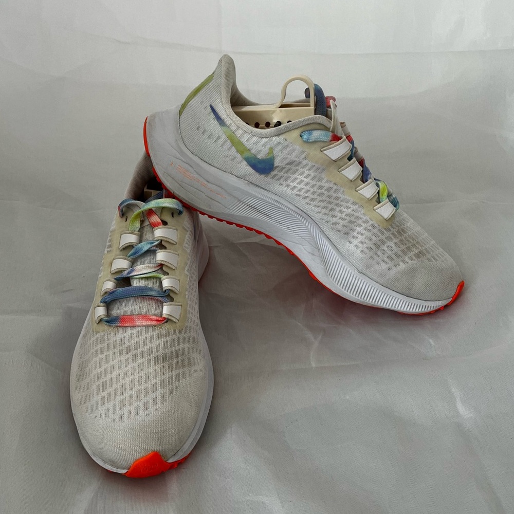 Nike Women’s Air Zoom Tye Dye Pegasus 37 Running Sneakers sz 7 - Picture 6 of 15